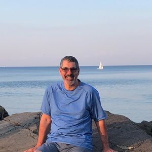 Meet your Posher, Denis